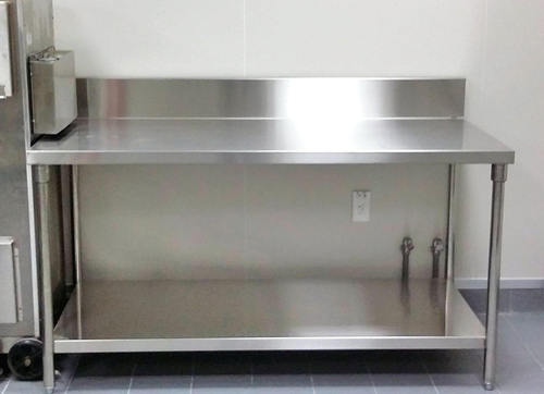 雙層不銹鋼工作台(有後牆)餐飲設備  |餐飲設備與廚房設備型錄|工作檯、水槽